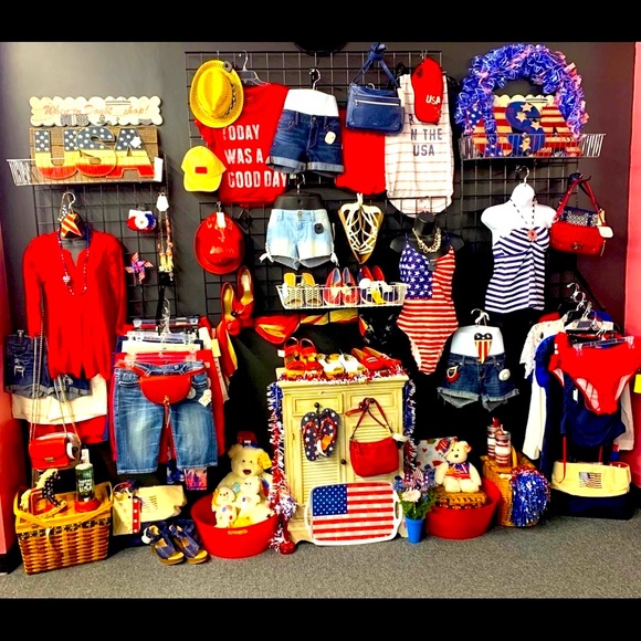 UPTOWN RESALE & CONSIGNMENTS SINCE 1992 - Picture 3 of 9